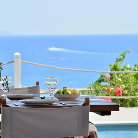 Mythology & Ξενοδοχείο