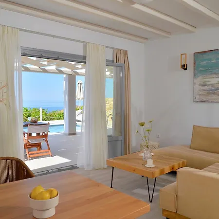 Mythology & Ξενοδοχείο