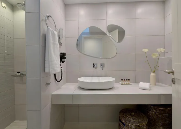 מלון Mythology & 5*