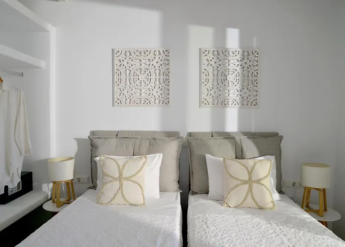 Mythology & 5* סטלידה