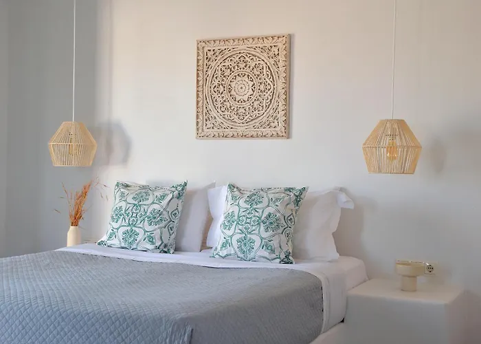 Mythology & 5* סטלידה