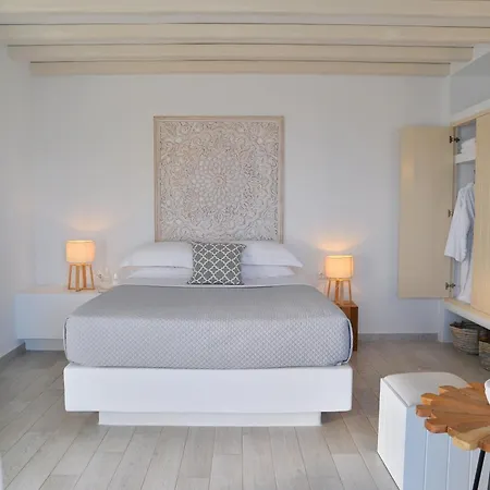 Hotel Mythology & 5*