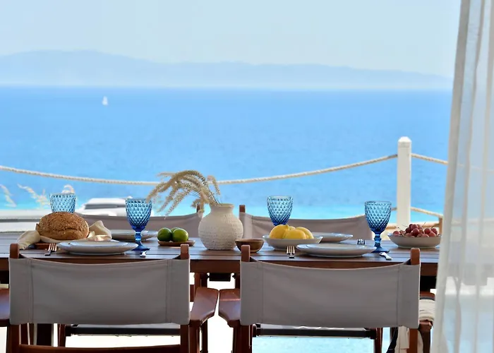 Mythology & Hotel Stelida (Naxos)