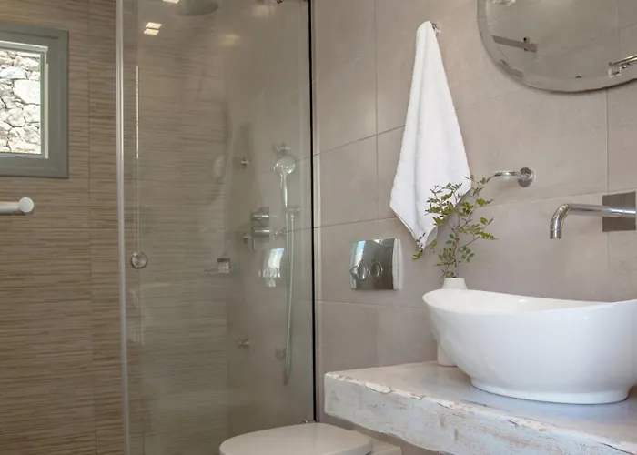 Mythology & Stelida (Naxos)