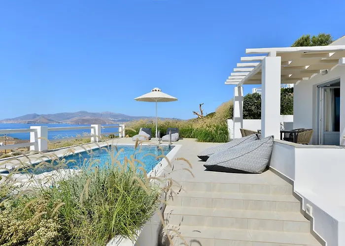 Hotel Mythology & Stelida (Naxos)