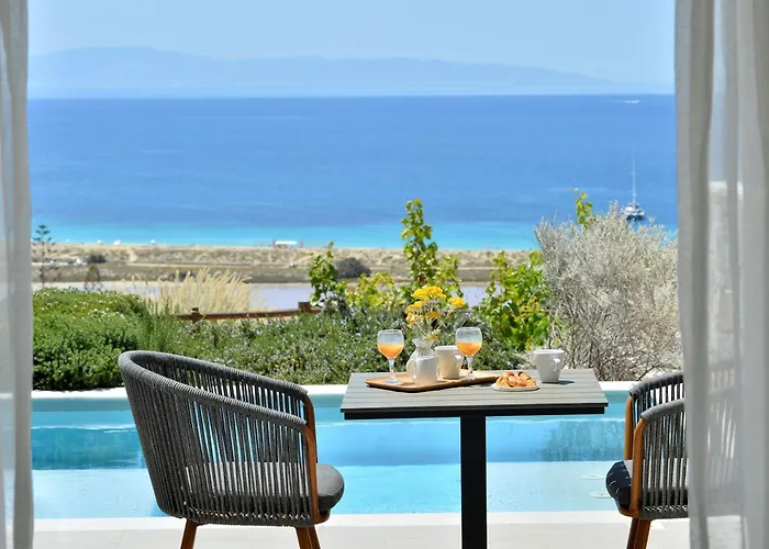 Mythology & Hotel Stelida (Naxos)